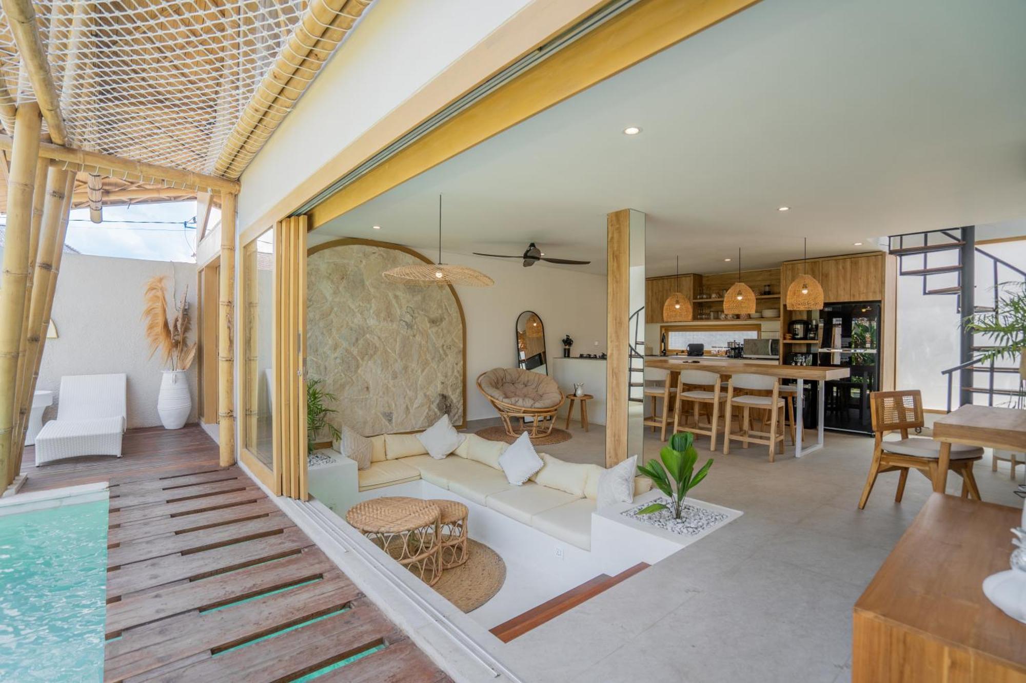 Villa Sunset Bamboo - 3Br Villa In Kerobokan Ngoại thất bức ảnh