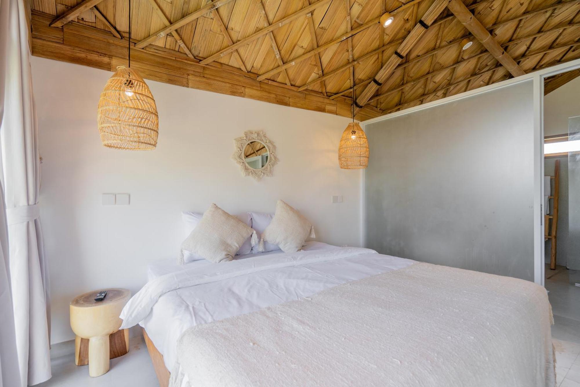 Villa Sunset Bamboo - 3Br Villa In Kerobokan Ngoại thất bức ảnh