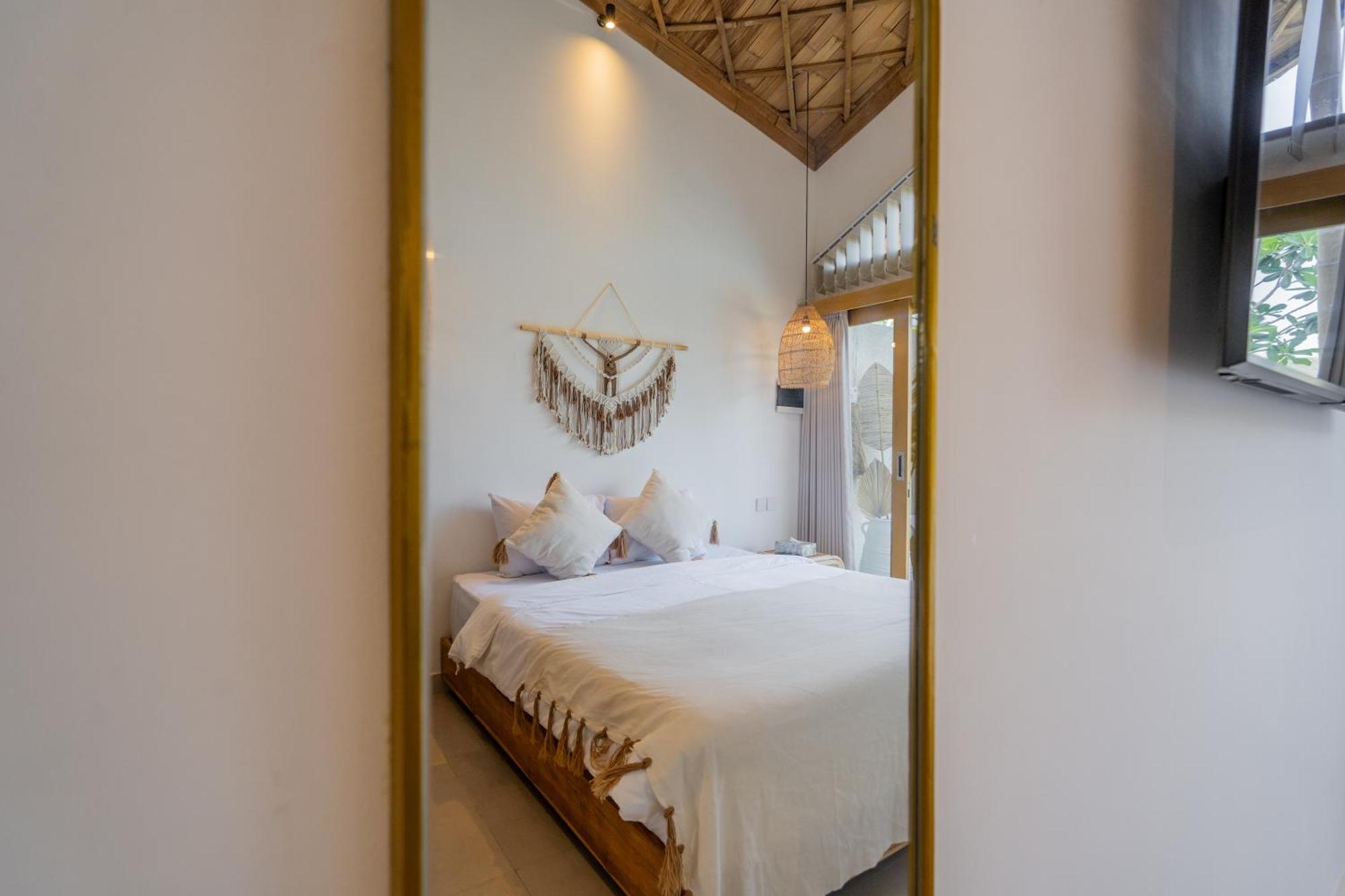 Villa Sunset Bamboo - 3Br Villa In Kerobokan Ngoại thất bức ảnh
