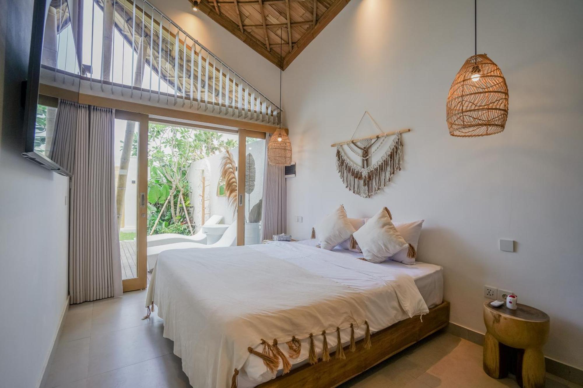 Villa Sunset Bamboo - 3Br Villa In Kerobokan Ngoại thất bức ảnh
