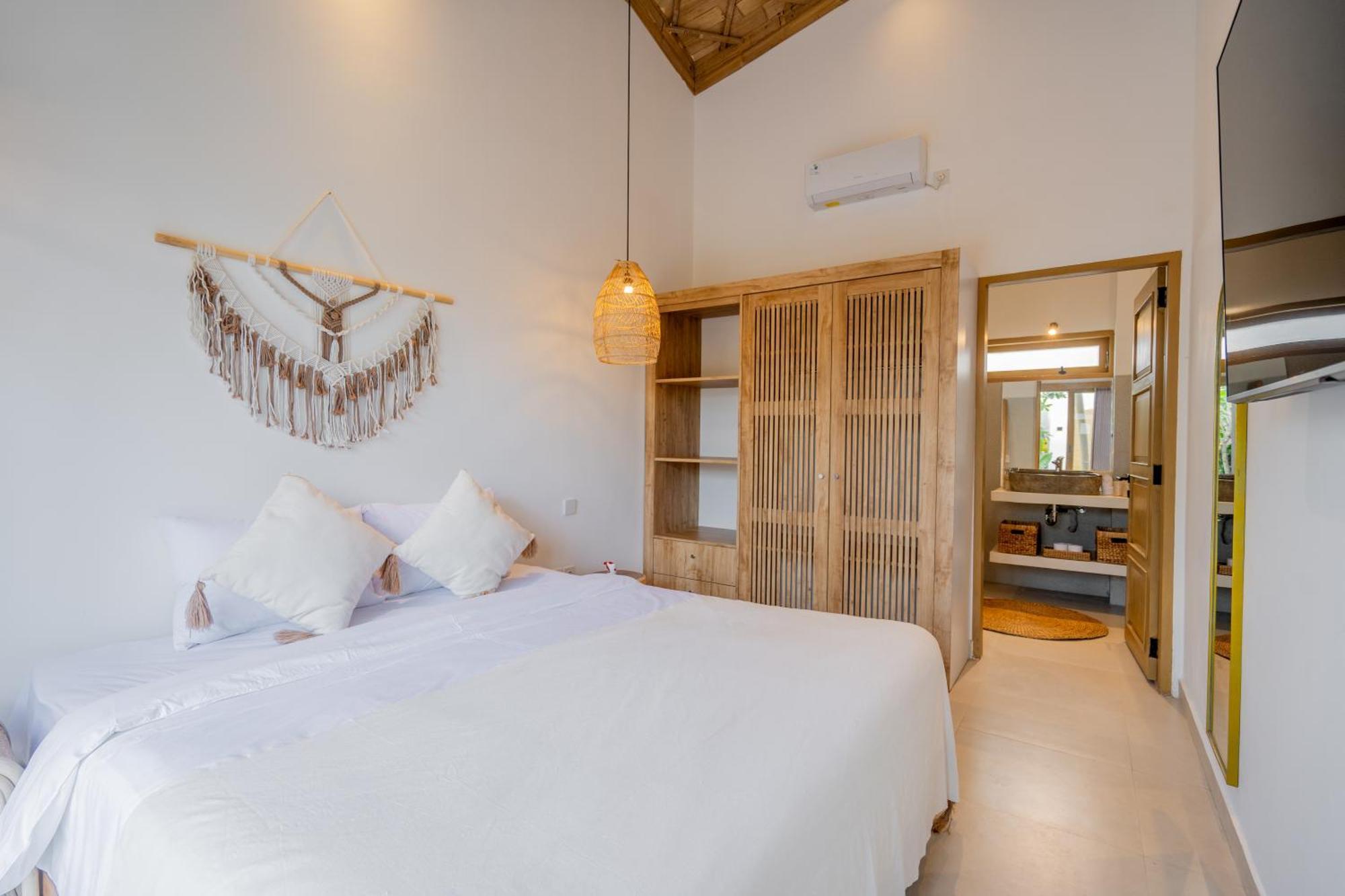 Villa Sunset Bamboo - 3Br Villa In Kerobokan Ngoại thất bức ảnh